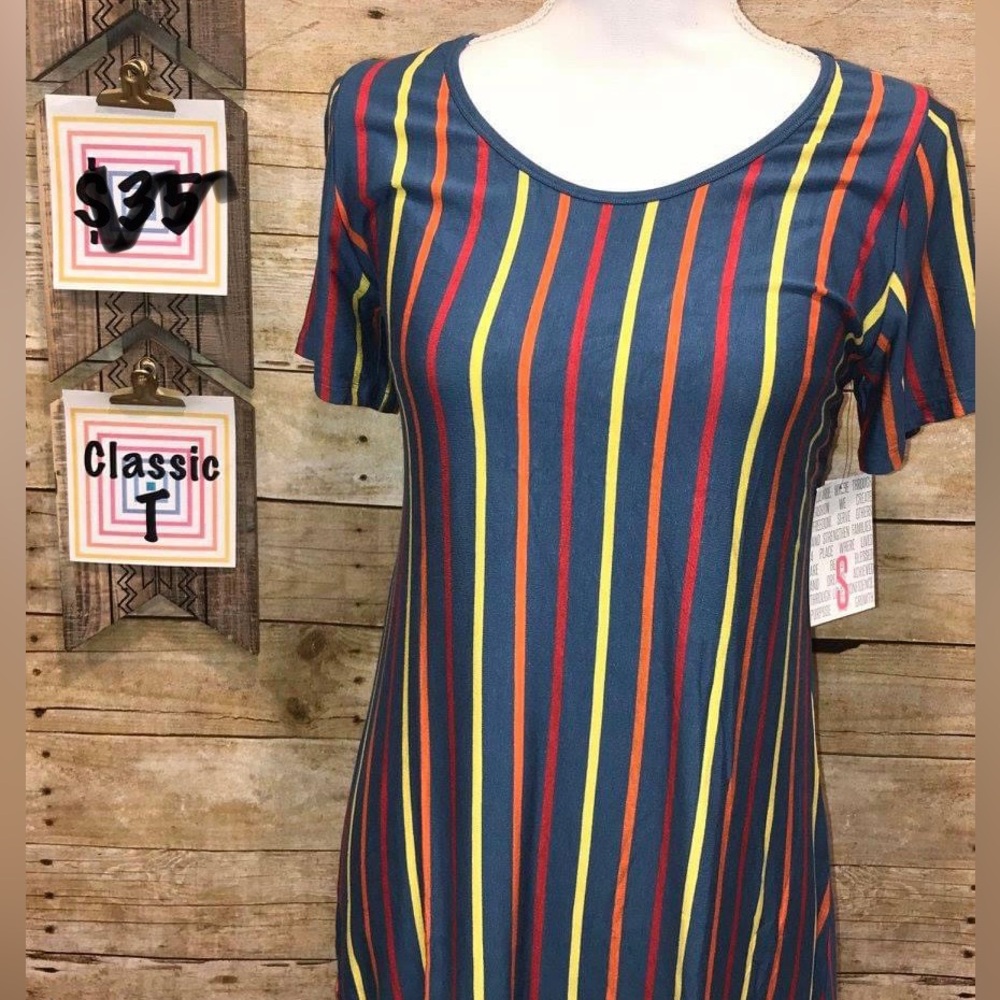 LuLaRoe Classic T